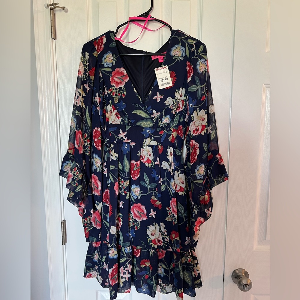 NWT Betsy Johnson Dress